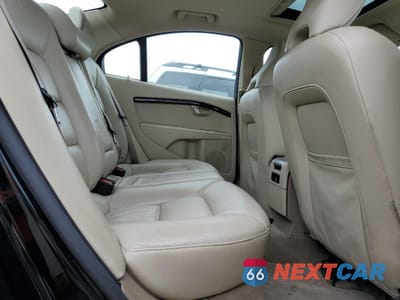 Zdjęcie 19 z 24 samochodu: 2010 VOLVO S80 3.2 VIN:YV1982AS8A1116886 - miniatura