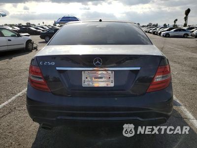 Zdjęcie 6 z 12 samochodu: 2012 MERCEDES-BENZ C VIN:WDDGF4HB1CA645951 - miniatura