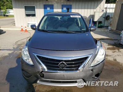 Piąte zdjęcie samochodu w środku: 2016 NISSAN VERSA S VIN:3N1CN7AP4GL881501 - miniatura