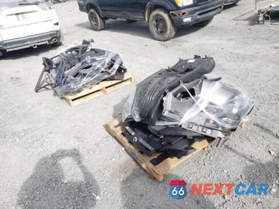 Zdjęcie 9 z 10 samochodu: 2024 CAN OUTLANDER MAX 700 EFI XT 4X4 VIN:3JB3PA541RJ004325 - miniatura