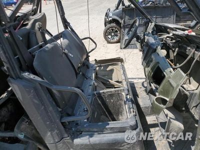Piąte zdjęcie samochodu w środku: 2016 POLARIS RANGER CREW XP 570-6 VIN:3NSRVA573GG534215 - miniatura