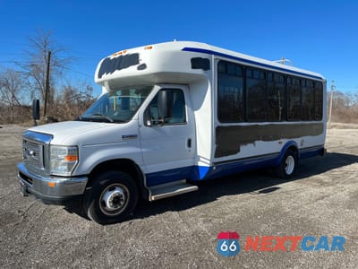 Drugie zdjęcie samochodu z przodu: 2014 FORD ECONOLINE E450 SUPER DUTY CUTAWAY VAN VIN:1FDFE4FS4EDA88266 - miniatura