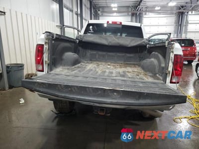 Zdjęcie 6 z 14 samochodu: 2014 RAM 2500 SLT VIN:3C6UR5DL0EG196153 - miniatura