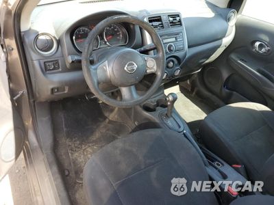 Zdjęcie 8 z 12 samochodu: 2013 NISSAN VERSA S VIN:3N1CN7AP7DL852859 - miniatura