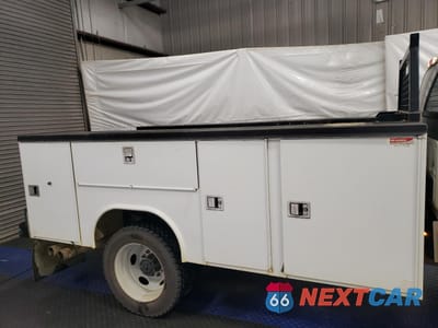 Zdjęcie 6 z 10 samochodu: 2019 FORD F450 SUPER DUTY VIN:1FDUF4HT5KDA27210 - miniatura