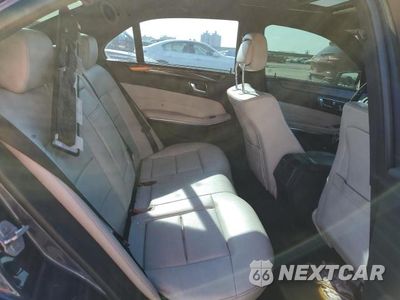 Zdjęcie 10 z 12 samochodu: 2014 MERCEDES-BENZ E 350 VIN:WDDHF5KB8EA940714 - miniatura