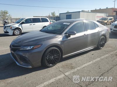 2021 TOYOTA CAMRY TRD 4T1KZ1AK8MU047694 - główne zdjęcie licytacji z USA - miniatura