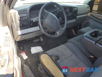 Zdjęcie 8 z 13 samochodu: 2006 FORD F350 SUPER DUTY VIN:1FTWW33P96EA44531 - miniatura