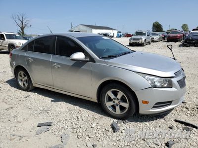 Czwarte zdjęcie samochodu z boku: 2014 CHEVROLET CRUZE LT VIN:1G1PC5SB7E7366515 - miniatura