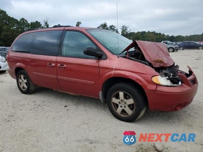 Czwarte zdjęcie samochodu z boku: 2006 DODGE GRAND CARAVAN SXT VIN:2D4GP44L86R624362 - miniatura