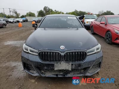 Piąte zdjęcie samochodu w środku: 2023 BMW M550XI VIN:WBA13BK09PCM16851 - miniatura