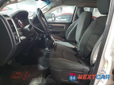 Zdjęcie 7 z 14 samochodu: 2014 RAM 2500 SLT VIN:3C6UR5DL0EG196153 - miniatura