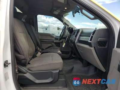 Zdjęcie 11 z 13 samochodu: 2017 FORD F550 SUPER DUTY VIN:1FDUF5GT6HEC48230 - miniatura
