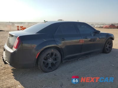 Trzecie zdjęcie samochodu z tyłu: 2021 CHRYSLER 300 S VIN:2C3CCABG9MH528887 - miniatura