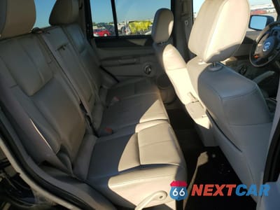 Zdjęcie 11 z 13 samochodu: 2007 JEEP COMMANDER LIMITED VIN:1J8HG58217C591460 - miniatura