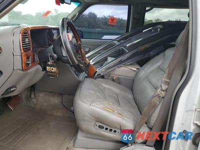Zdjęcie 7 z 13 samochodu: 1996 CHEVROLET SUBURBAN C1500 VIN:3GNEC16R2TG153351 - miniatura