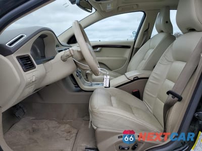 Zdjęcie 13 z 24 samochodu: 2010 VOLVO S80 3.2 VIN:YV1982AS8A1116886 - miniatura