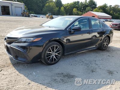 2021 TOYOTA CAMRY SE 4T1G11AK4MU470656 - główne zdjęcie licytacji z USA - miniatura