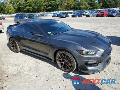 Czwarte zdjęcie samochodu z boku: 2019 FORD MUSTANG SHELBY GT350 VIN:1FA6P8JZ9K5552514 - miniatura