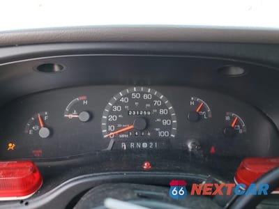 Zdjęcie 9 z 13 samochodu: 2002 FORD ECONOLINE E350 SUPER DUTY VAN VIN:1FTSE34S72HA18698 - miniatura