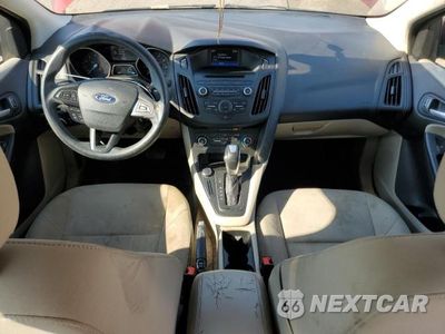 Zdjęcie 8 z 12 samochodu: 2016 FORD FOCUS SE VIN:1FADP3F2XGL402422 - miniatura