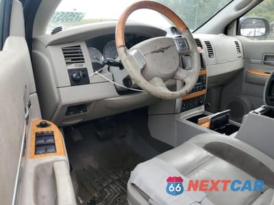 Zdjęcie 8 z 13 samochodu: 2008 CHRYSLER ASPEN LIMITED VIN:1A8HX58228F158438 - miniatura