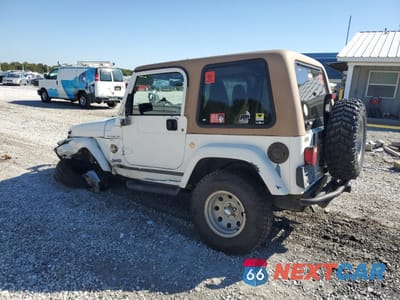Drugie zdjęcie samochodu z przodu: 2000 JEEP WRANGLER / TJ SAHARA VIN:1J4FA59SXYP764539 - miniatura