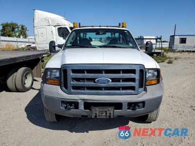 Piąte zdjęcie samochodu w środku: 2006 FORD F450 SUPER DUTY VIN:1FDXF46Y86EA46796 - miniatura