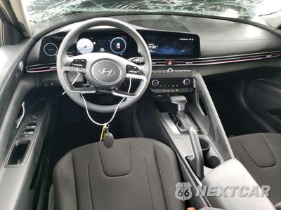 Zdjęcie 8 z 12 samochodu: 2024 HYUNDAI ELANTRA SEL VIN:KMHLM4DG2RU770749 - miniatura