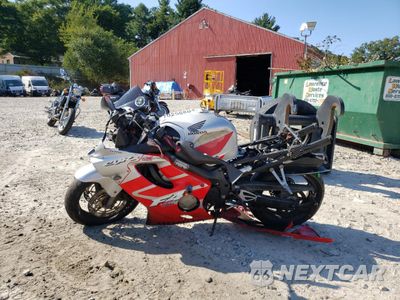Trzecie zdjęcie samochodu z tyłu: 2003 HONDA CBR600 F4 VIN:JH2PC35063M401184 - miniatura