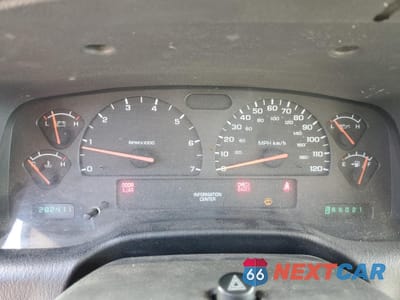 Zdjęcie 9 z 12 samochodu: 2002 DODGE DURANGO R/T VIN:1B4HS78ZX2F170310 - miniatura