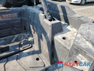 Zdjęcie 6 z 12 samochodu: 2018 POLARIS RZR XP 1000 EPS VIN:3NSVDE993JF943414 - miniatura