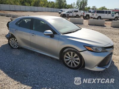 Czwarte zdjęcie samochodu z boku: 2019 TOYOTA CAMRY L VIN:4T1B11HK3KU789916 - miniatura