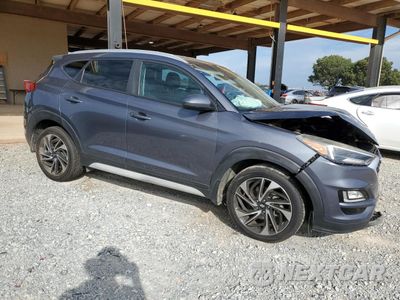 Czwarte zdjęcie samochodu z boku: 2019 HYUNDAI TUCSON LIMITED VIN:KM8J33AL2KU861726 - miniatura