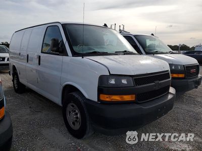 Czwarte zdjęcie samochodu z boku: 2019 CHEVROLET EXPRESS G2500 VIN:1GCWGAFP6K1193008 - miniatura