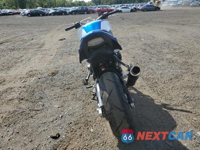 Czwarte zdjęcie samochodu z boku: 2015 SUZUKI GSX-S750 VIN:JS1GR7NA0F2100895 - miniatura