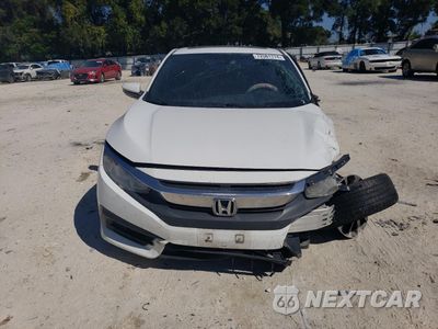 Piąte zdjęcie samochodu w środku: 2018 HONDA CIVIC LX VIN:2HGFC4B0XJH305655 - miniatura