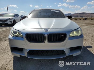 Piąte zdjęcie samochodu w środku: 2013 BMW M5 VIN:WBSFV9C58DD096751 - miniatura