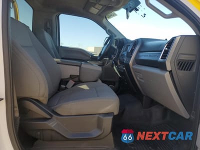 Zdjęcie 10 z 12 samochodu: 2017 FORD F450 SUPER DUTY VIN:1FDUF4GT7HEC48215 - miniatura
