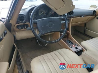 Zdjęcie 8 z 12 samochodu: 1987 MERCEDES-BENZ 560 VIN:WDBBA48D1HA064475 - miniatura