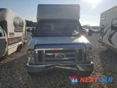 Piąte zdjęcie samochodu w środku: 2016 FORD ECONOLINE E350 SUPER DUTY CUTAWAY VAN VIN:1FDWE3FL4GDC00716 - miniatura