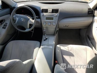 Zdjęcie 8 z 12 samochodu: 2011 TOYOTA CAMRY BASE VIN:4T1BF3EK2BU619208 - miniatura