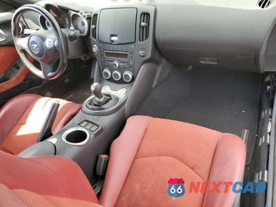 Zdjęcie 8 z 12 samochodu: 2010 NISSAN 370Z VIN:JN1AZ4EH6AM502380 - miniatura