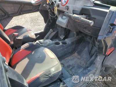 Piąte zdjęcie samochodu w środku: 2018 POLARIS RZR XP 1000 EPS VIN:3NSVDE993JF943414 - miniatura