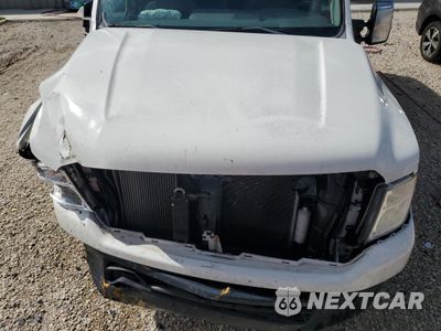 Zdjęcie 12 z 14 samochodu: 2017 NISSAN NV 2500 S VIN:1N6AF0LY6HN806098 - miniatura
