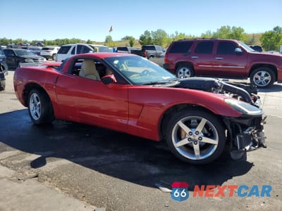 Czwarte zdjęcie samochodu z boku: 2005 CHEVROLET CORVETTE VIN:1G1YY24U855100872 - miniatura