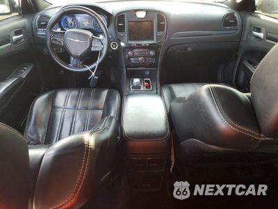 Zdjęcie 8 z 15 samochodu: 2020 CHRYSLER 300 S VIN:2C3CCABG8LH129967 - miniatura