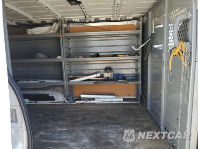 Zdjęcie 11 z 14 samochodu: 2015 NISSAN NV 1500 VIN:1N6BF0KY5FN802854 - miniatura