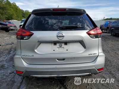 Zdjęcie 6 z 13 samochodu: 2017 NISSAN ROGUE S VIN:KNMAT2MV9HP564200 - miniatura