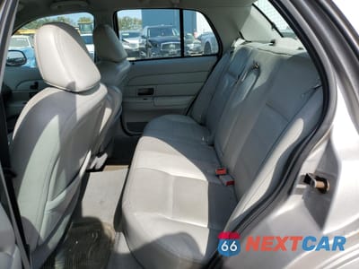 Zdjęcie 10 z 12 samochodu: 2005 FORD CROWN VICTORIA LX VIN:2FAFP74W05X110252 - miniatura